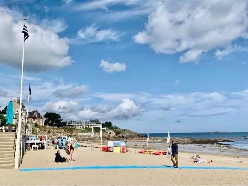 Appartement Cosy 1 Chambre Pour 2 Pers - Renove - Terrasse - Parking Dinard Luaran gambar