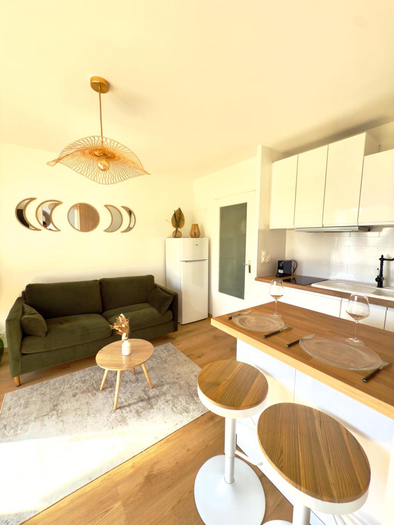 Appartement Cosy 1 Chambre Pour 2 Pers - Renove - Terrasse - Parking Dinard Luaran gambar